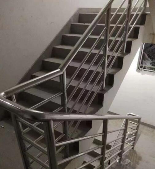 空降门